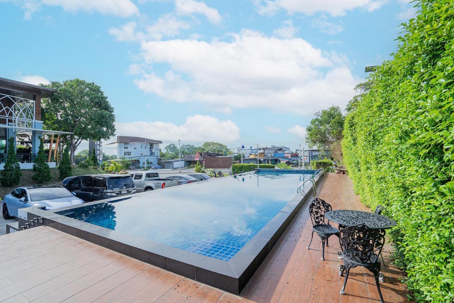 Nutchana Hill Boutique Hotel Hat Yai Exteriör bild