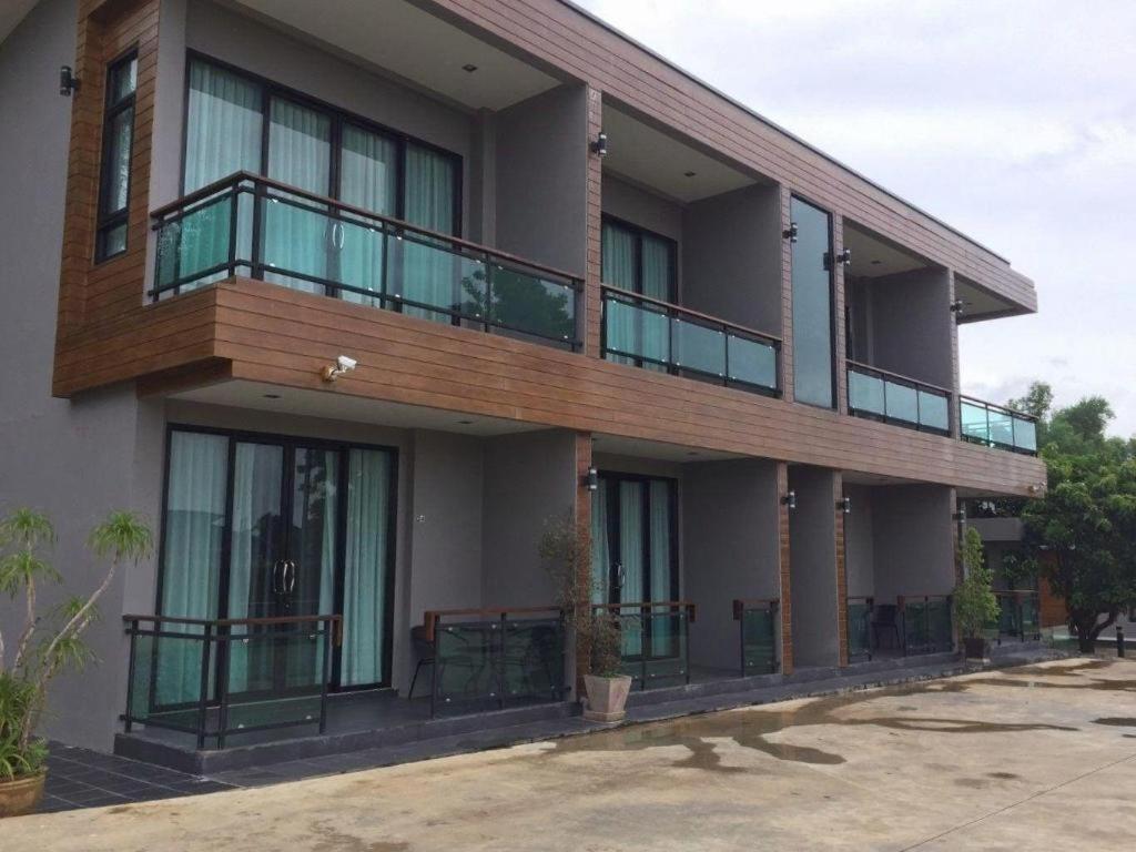 Nutchana Hill Boutique Hotel Hat Yai Exteriör bild